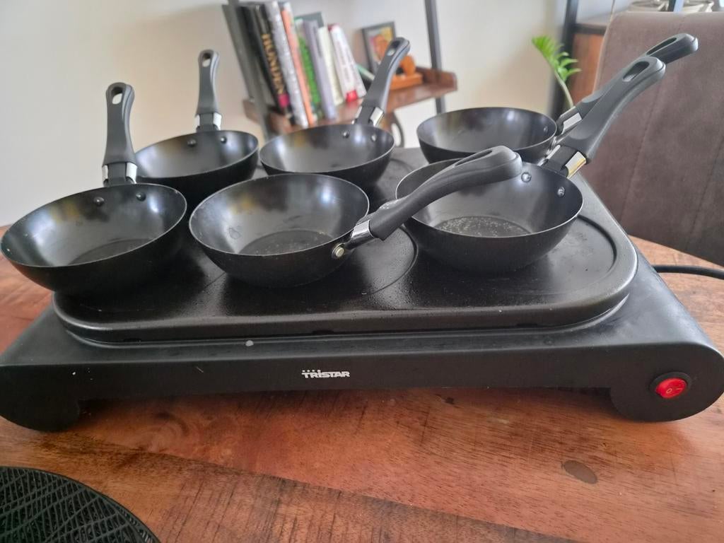 Tristar Raclette/Gourmetstel met 6 pannetjes, Ophalen of Verzenden, Gebruikt, 4 t/m 7 personen