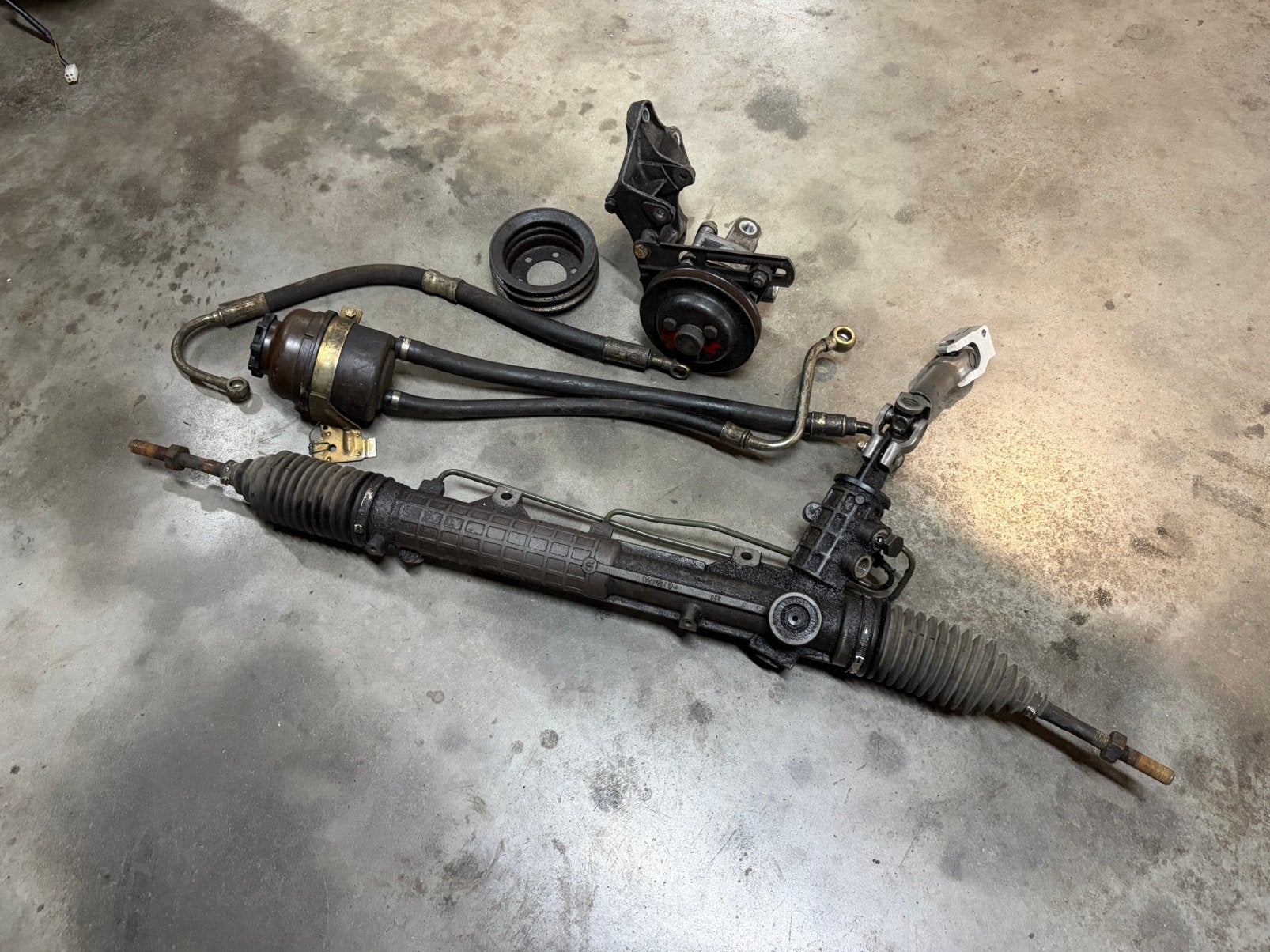 BMW E30 stuurbekrachtiging set 320i t/m 325i, Auto-onderdelen, Ophalen of Verzenden, Gebruikt, BMW