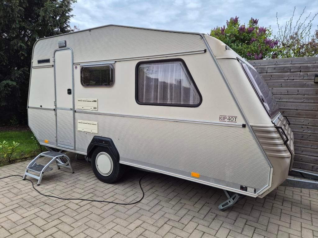 Kip KT40 Caravan met voortent en fietsenrek, Caravans en Kamperen, Kip, Treinzit, Particulier, Stabilisator