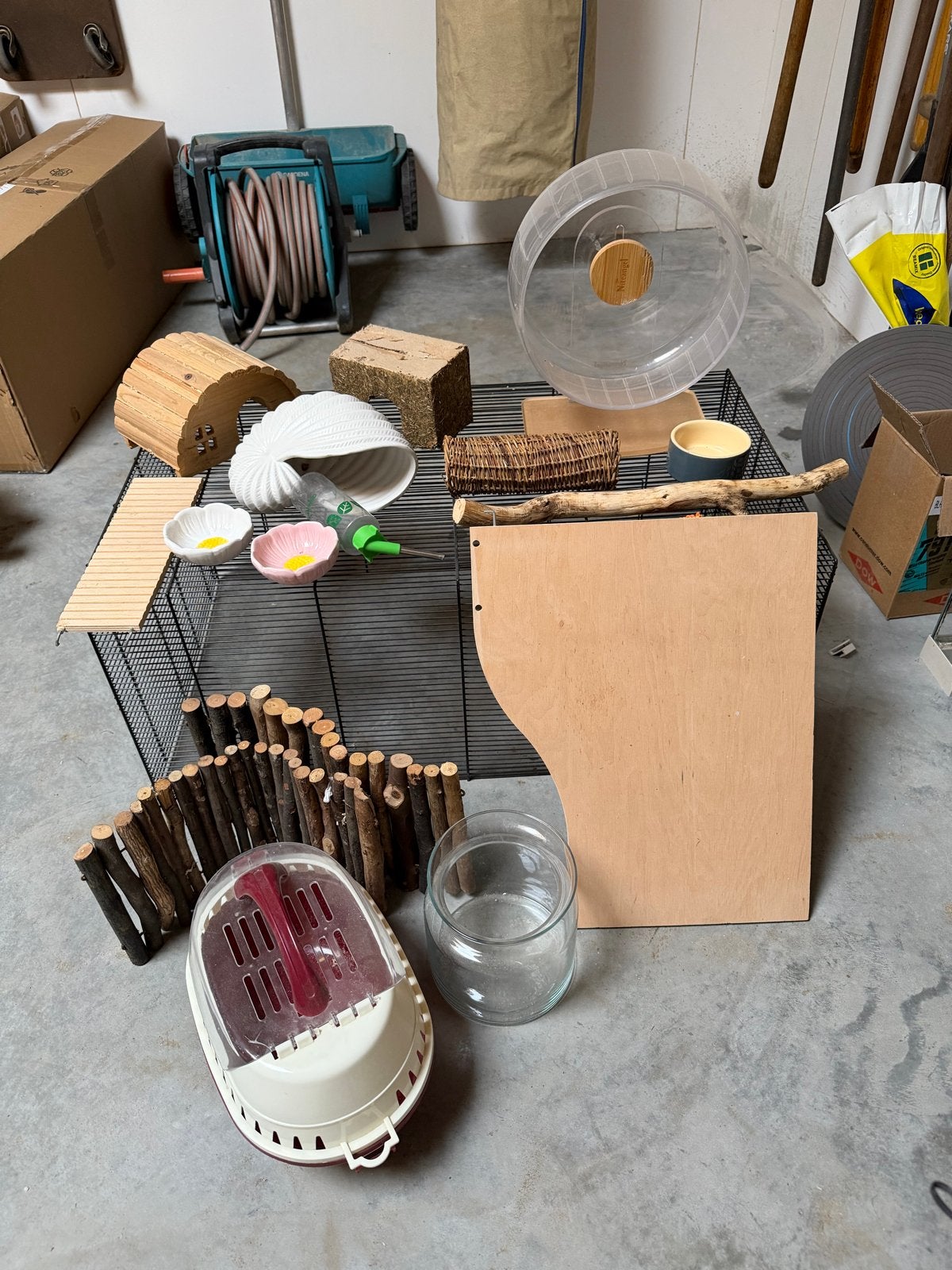 Ferplast Karat 80 hansterkooi (glazen bak) +veel accessoires, Dieren en Toebehoren, Kooi, Gebruikt, Hamster, 75 tot 110 cm