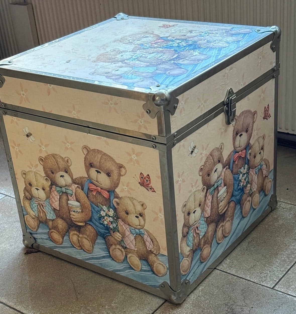 Decoratieve kist met teddybeerprint, Ophalen, Overige materialen, Minder dan 50 cm, Gebruikt