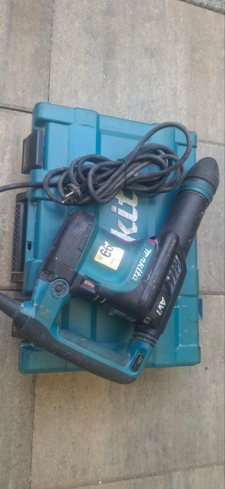 Makita HM0871C breekhamer, Doe-het-zelf en Verbouw, Gereedschap | Boormachines, Boor- en/of Breekhamer, Variabele snelheid, Ophalen of Verzenden