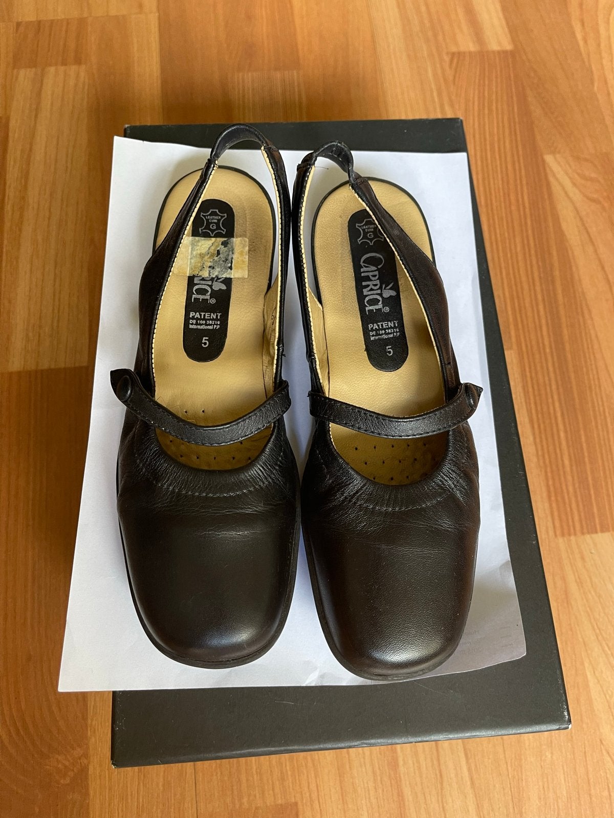 Caprice zwarte leren slingback schoenen maat 38, Schoenen met lage hakken, Zwart, Ophalen of Verzenden, Zo goed als nieuw