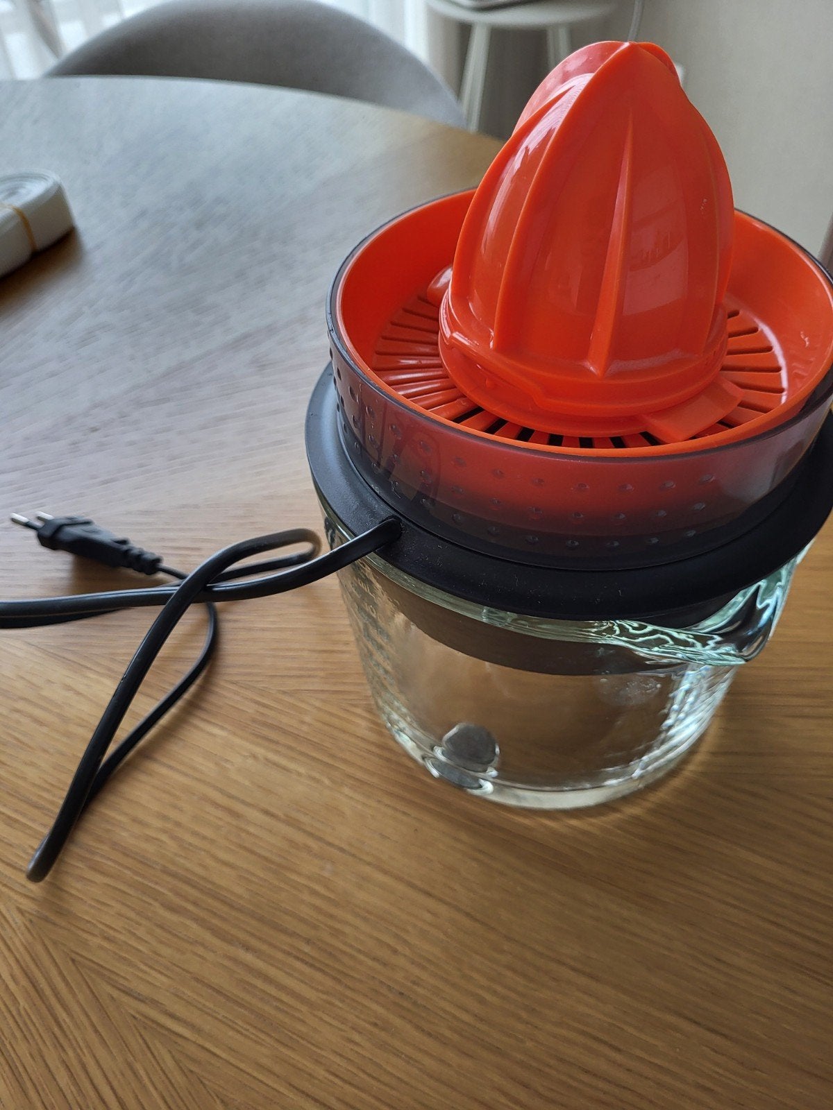 Elektrische citruspers, Ophalen, Zo goed als nieuw, Citruspers