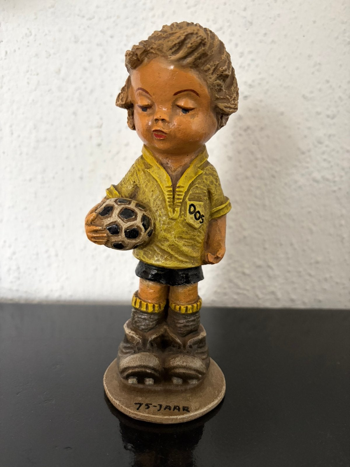 Voetbal : Jubileum 75 jaar voetbalpoppetje club DOS 1976, Verzamelen, Ophalen of Verzenden, Zo goed als nieuw
