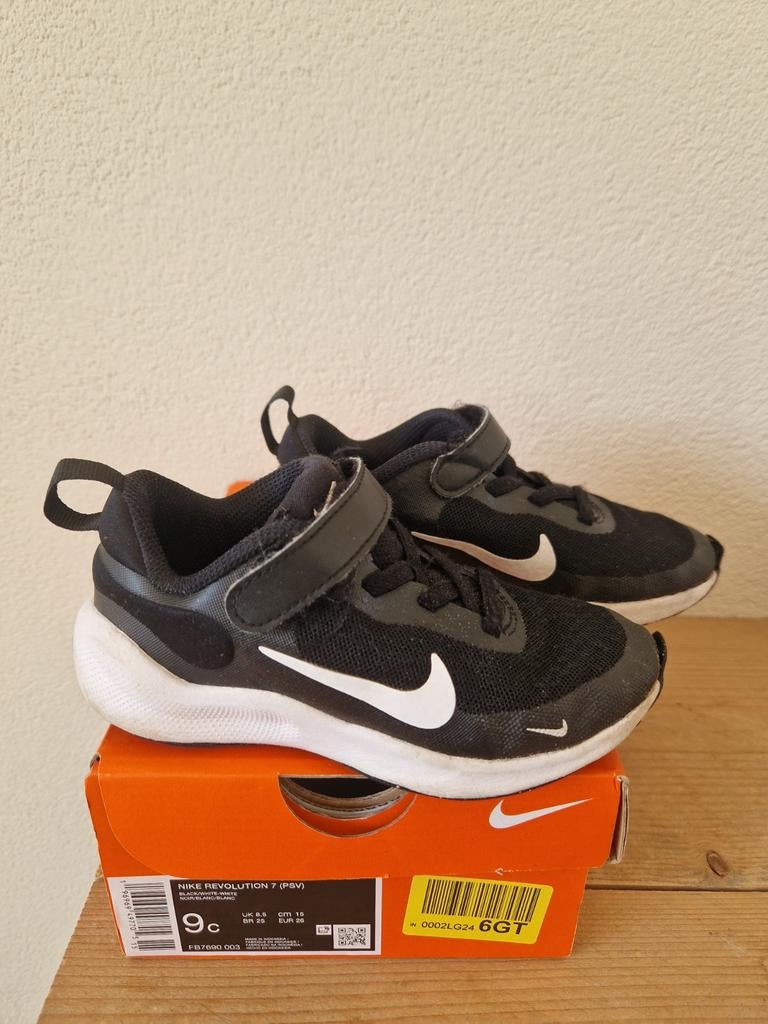 Nike revolution 7 sneakers kinder maat 26. Zgan., Ophalen, Zo goed als nieuw, Jongen of Meisje, Sportschoenen
