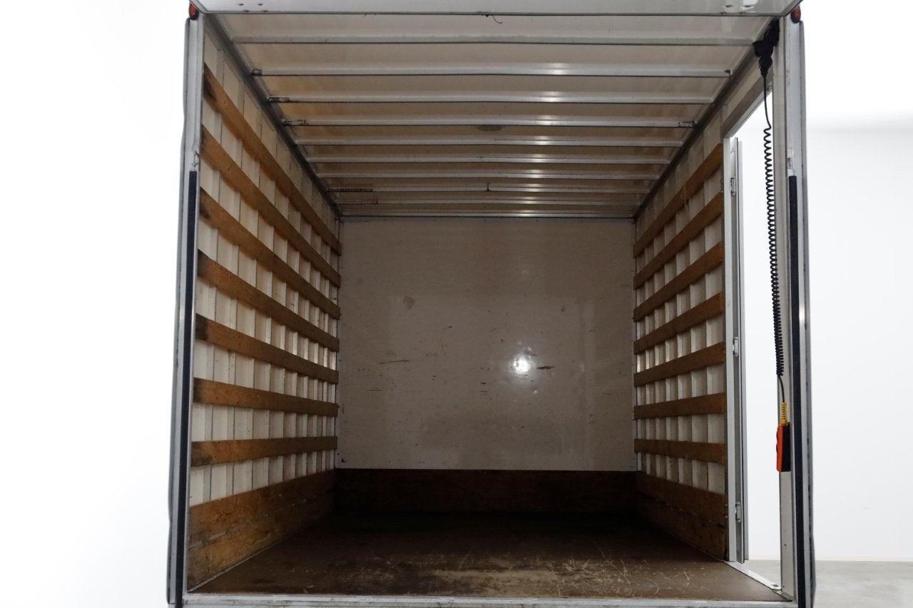 Volkswagen Crafter 35 2.0 TDI 140pk Bakwagen met laadklep en, Auto's, Dealer onderhouden, Gebruikt, Euro 6, 4 cilinders