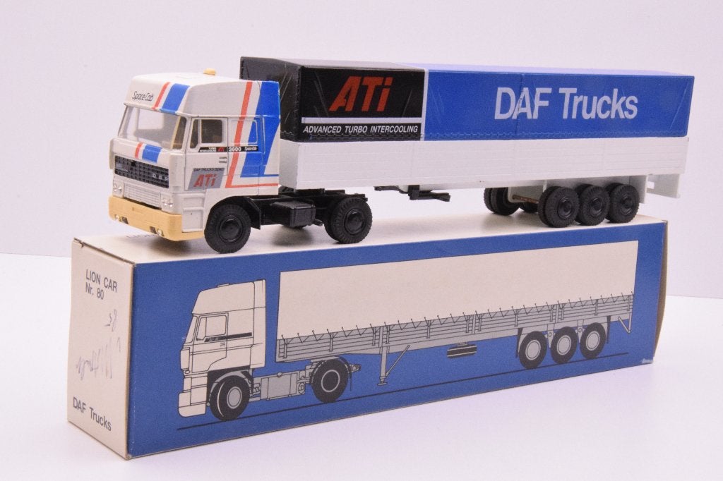 DAF 3300 spacecab  '' Lion Car '', Ophalen of Verzenden, Zo goed als nieuw, Bus of Vrachtwagen, Lion Toys