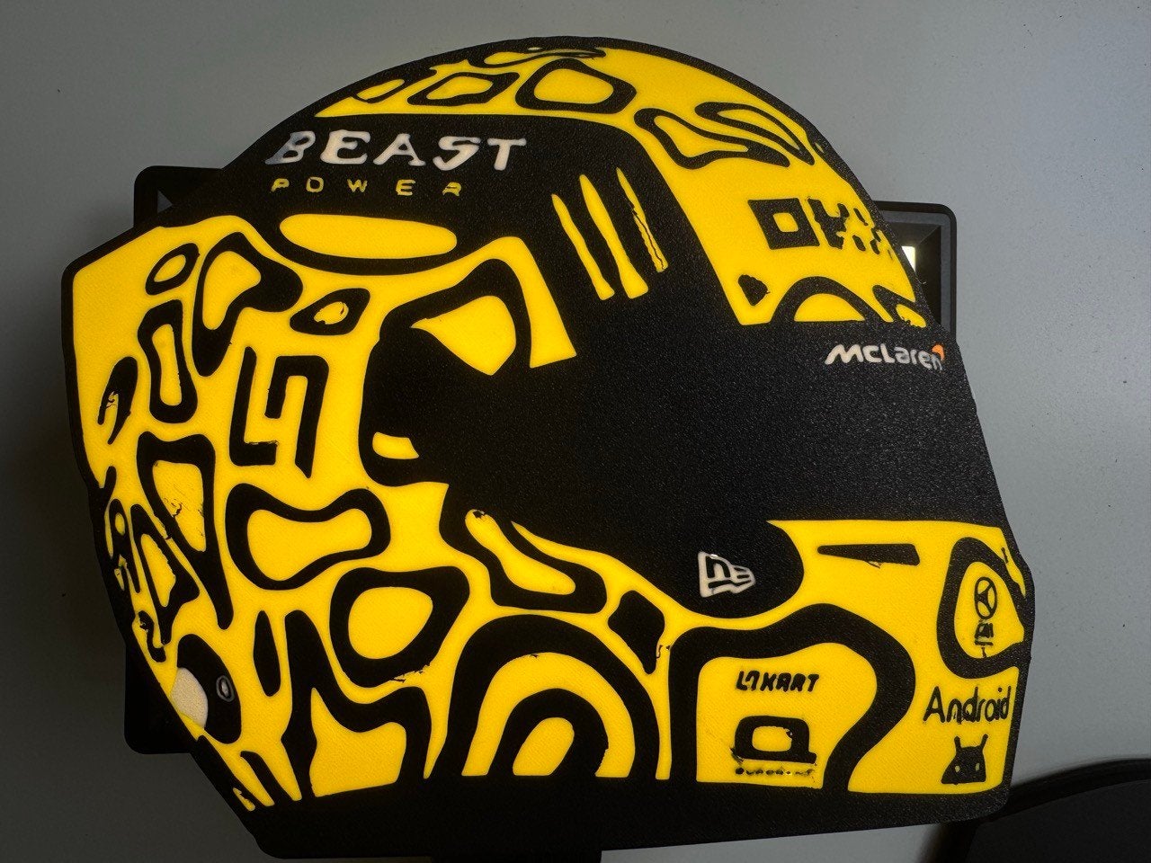 F1 Lando Norris Helm Lamp - McLaren 'BEAST POWER' LED, Ophalen of Verzenden, Nieuw, Formule 1