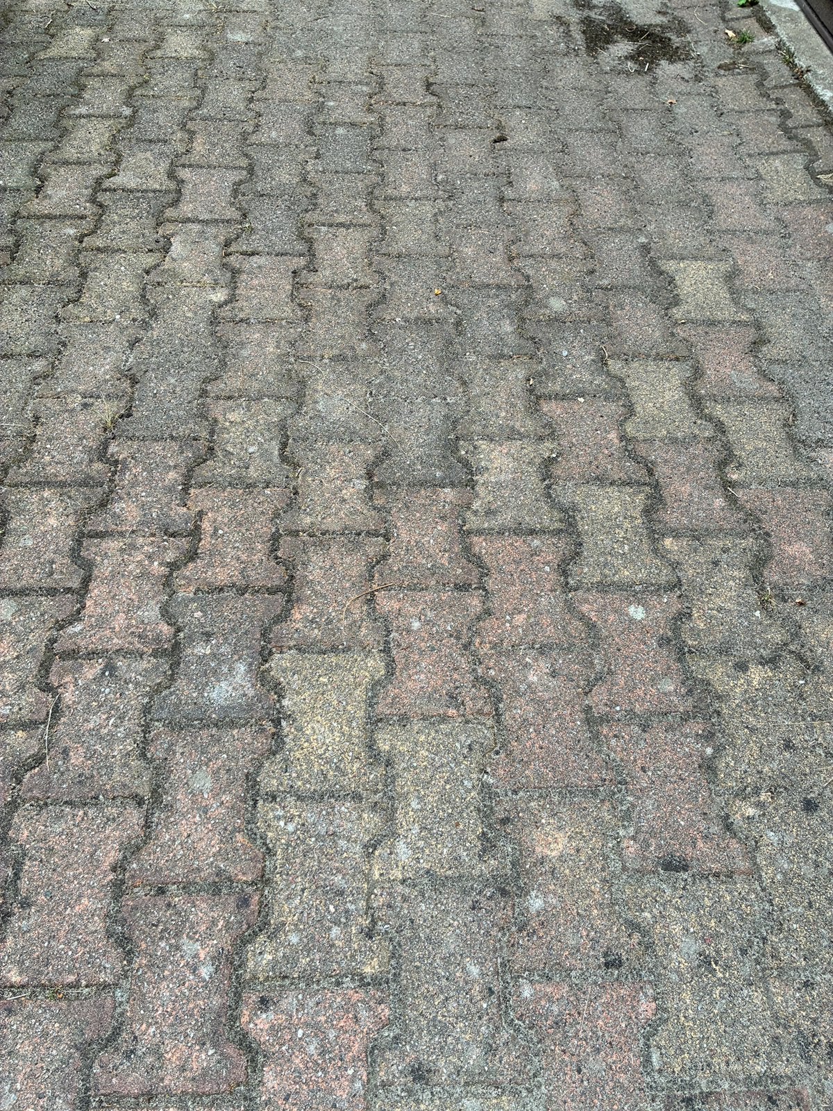 Gratis 45 stuks stenen uit oprit, Ophalen, Gebruikt, Klinkers, Minder dan 5 m²