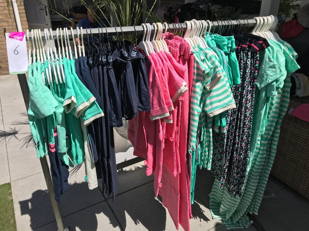 partij kinderkleding, Ophalen, Zo goed als nieuw