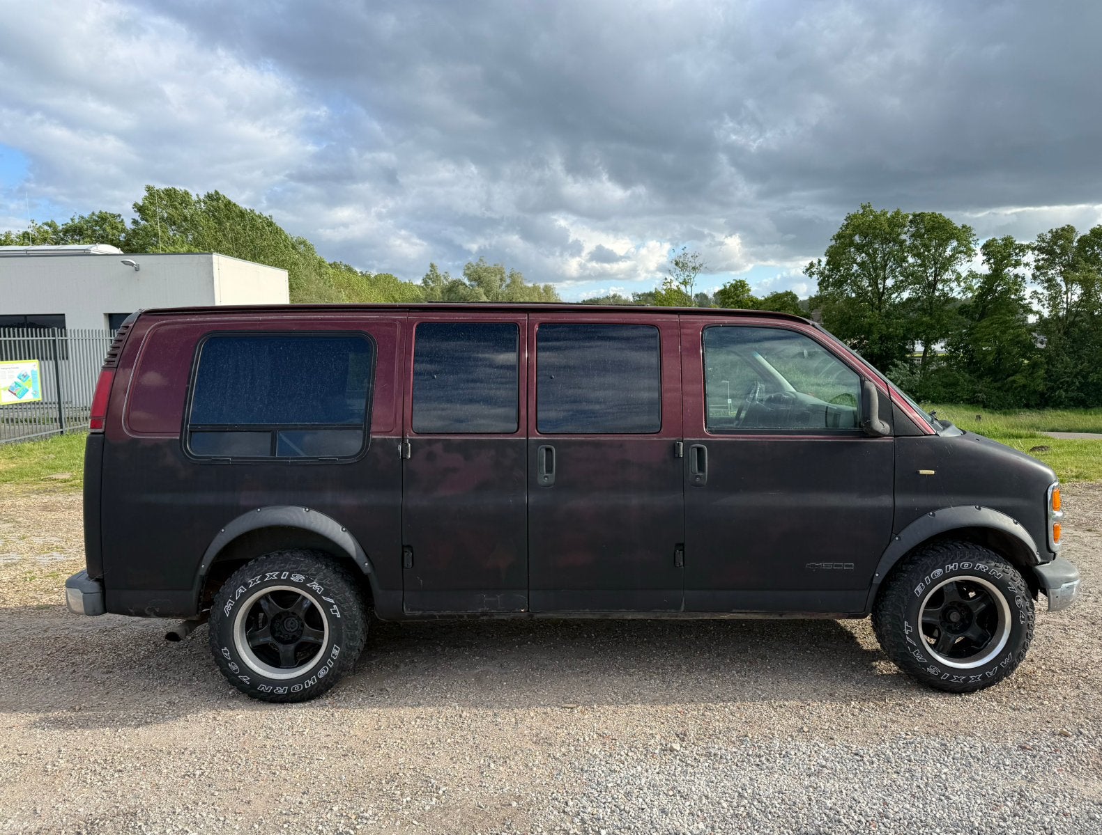 Chevrolet Chevy Van 1500 Camper 5.7 V8 LPG Opknapper, Auto's, Chevrolet, Automaat, 2000 kg, 4 stoelen, Zwart