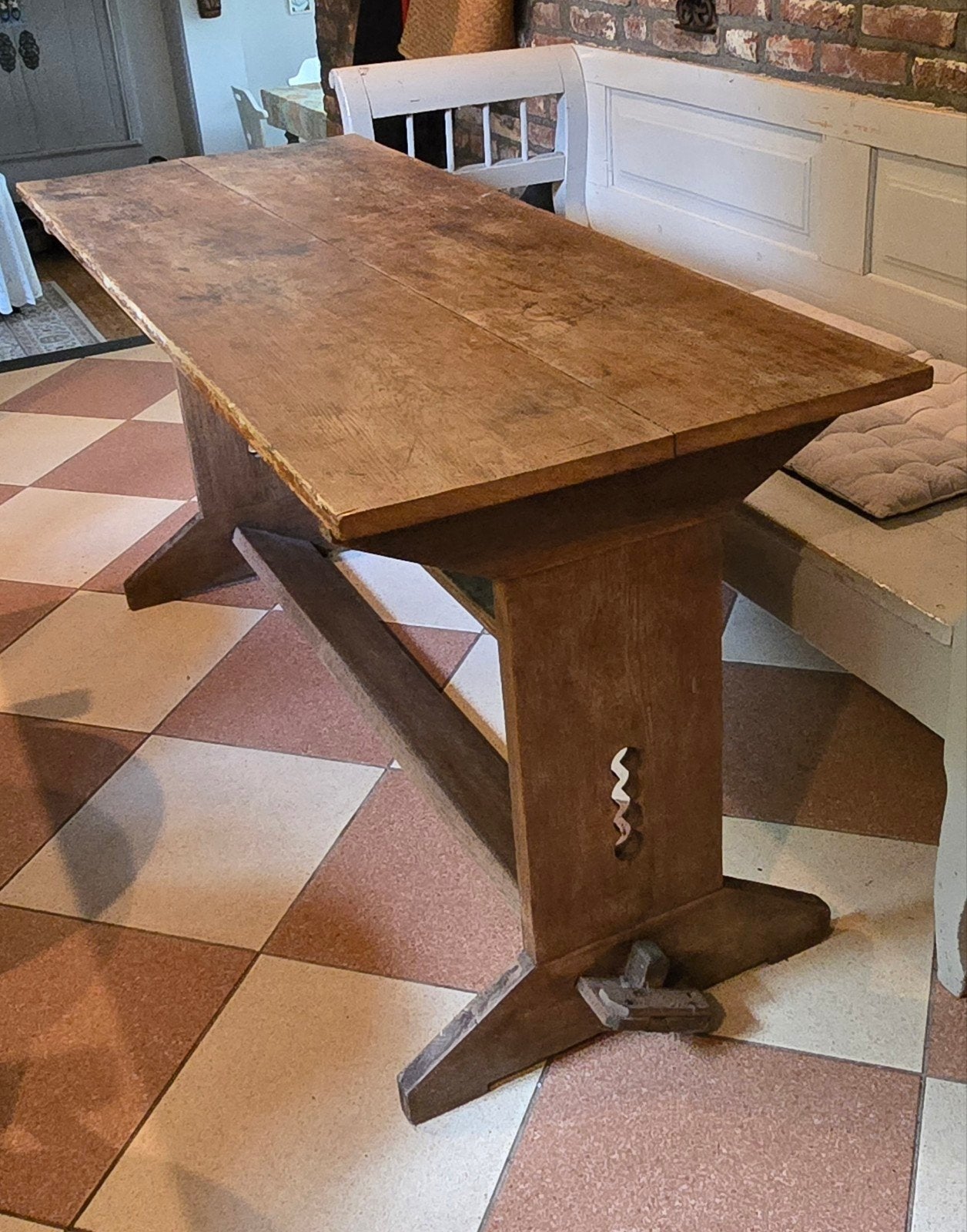 mooie eiken kloostertafel, Ophalen
