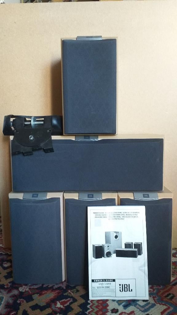 JBL 5-delige speakerset 25-100 watt, Audio, Tv en Foto, Ophalen, JBL, Zo goed als nieuw, 60 tot 120 watt