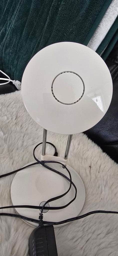 Tafel, Buro, Nachtkastje led lamp, Ophalen of Verzenden, Zo goed als nieuw, Minder dan 50 cm