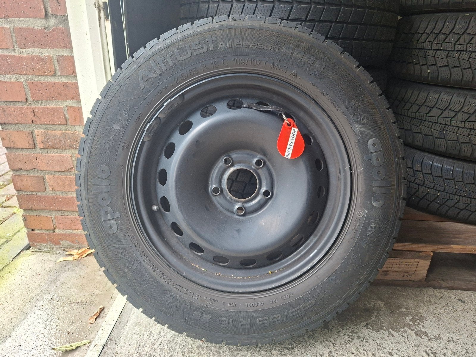 4 All-season banden Fiat Talento 215/65 R16 met velg, Ophalen, 215 mm, 16 inch, Banden en Velgen