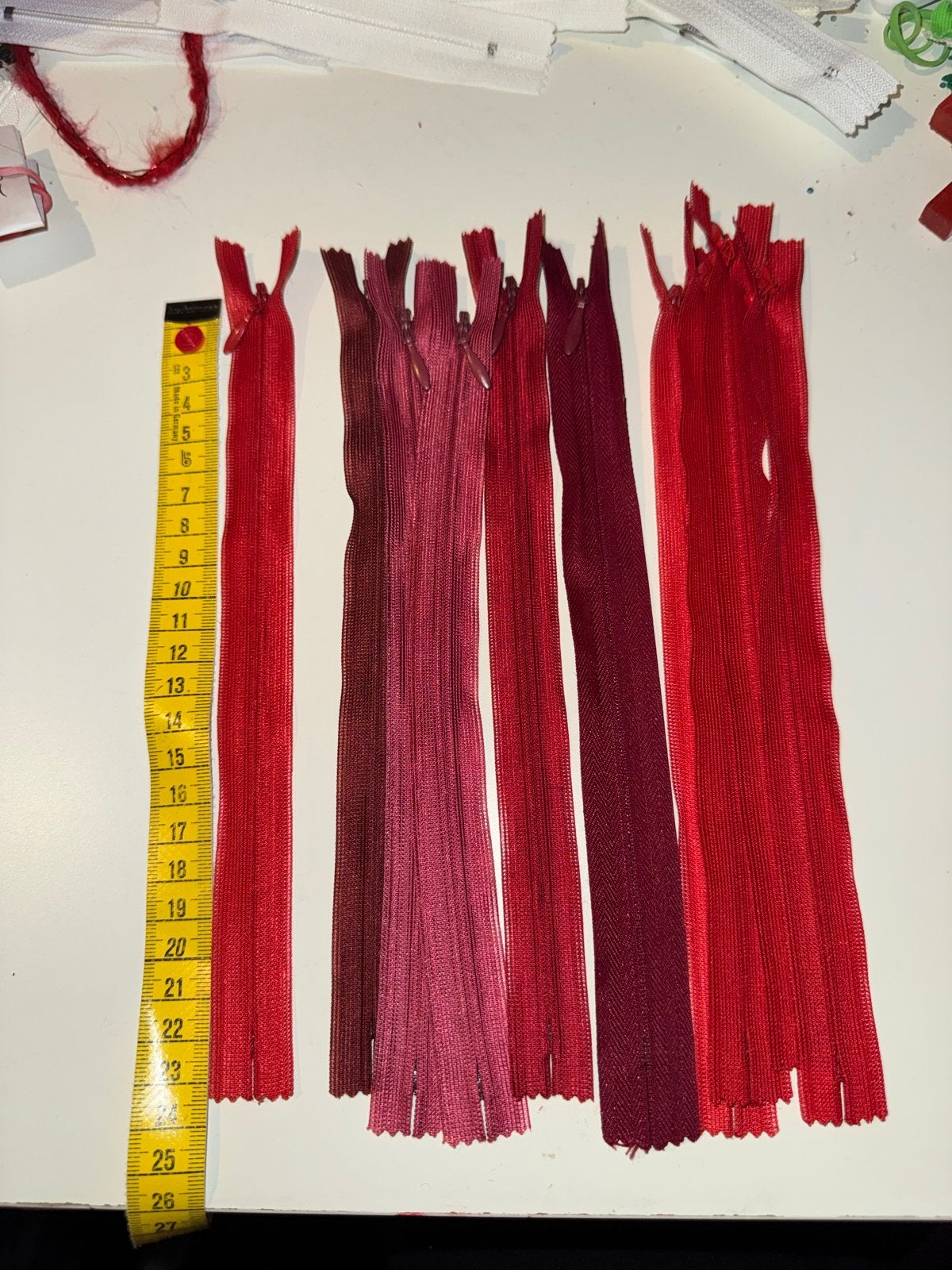 10 Opti blinde ritsen, waaronder 1 YKK rits van 22cm, Hobby en Vrije tijd, Naaien en Fournituren, Ophalen of Verzenden, Zo goed als nieuw