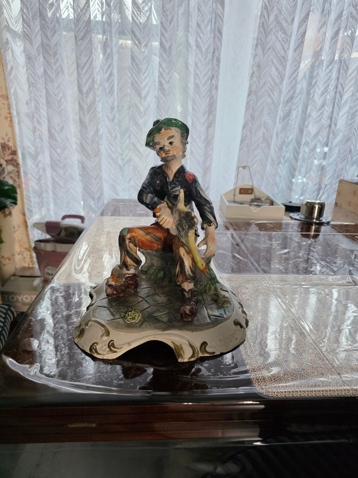 Vintage Italiaanse Capodimonte Stijl Beeldje Jongen met Hond, Ophalen