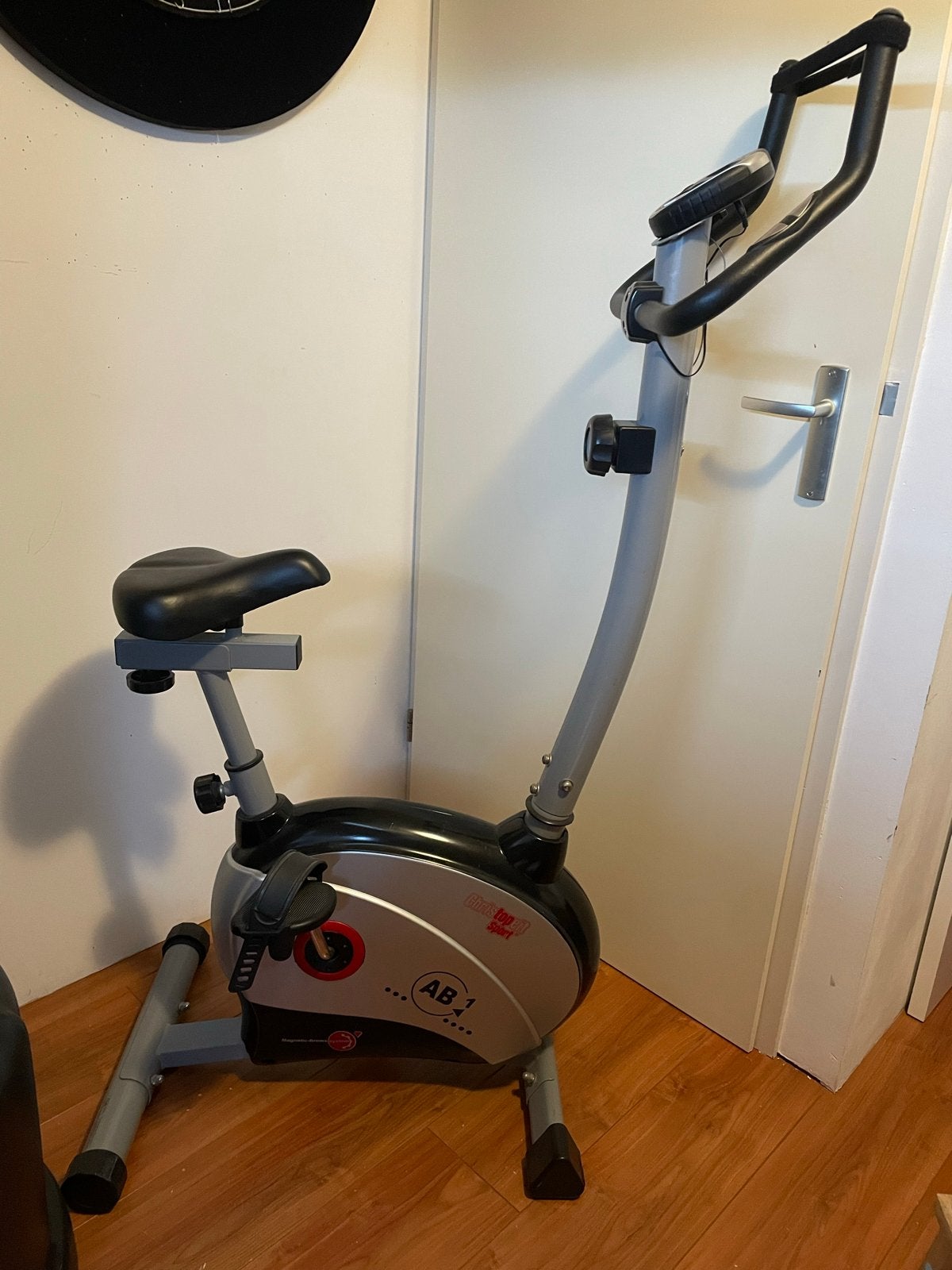 Hometrainer, Sport en Fitness, Ophalen, Gebruikt, Metaal, Benen