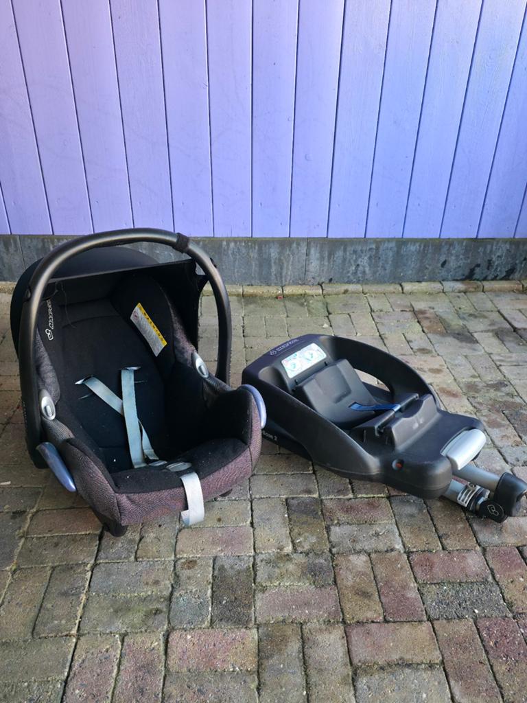 Maxicosi met easybase 2, Kinderen en Baby's, Autostoeltjes, Ophalen, 0 t/m 13 kg, Maxi-Cosi, Gebruikt
