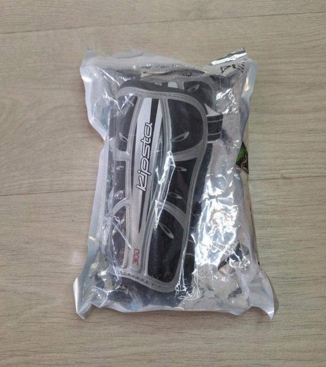 NIEUW IN VERPAKKING KIPSTA SCHEENBESCHERMERS MAAT M  UNISEX, Maat M, Ophalen of Verzenden, Nieuw, Overige typen