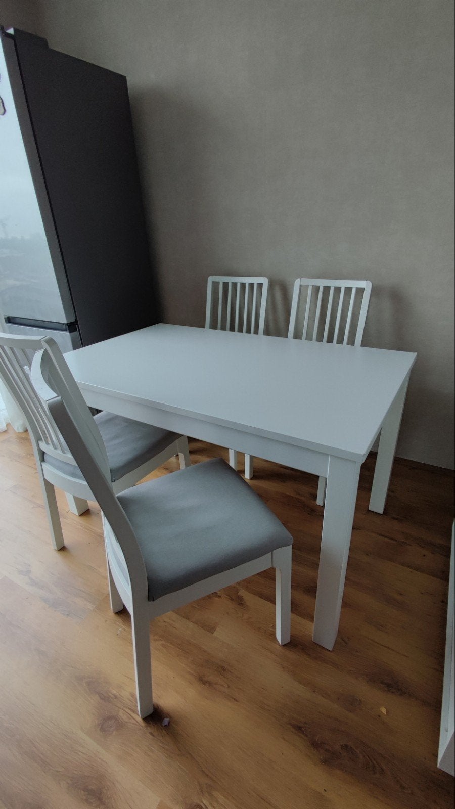IKEA Ekedalen uitschuifbare eettafel met 4 stoelen, Ophalen, Gebruikt, Modern, Scandinavisch, 50 tot 100 cm
