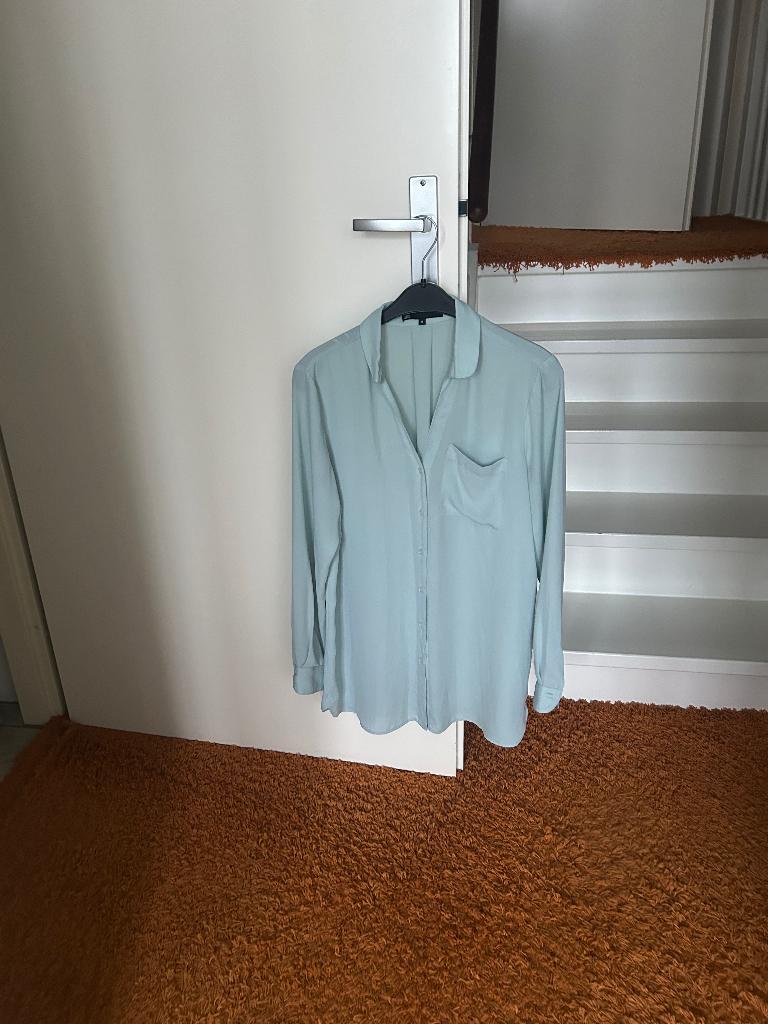 Dames blouse maat M - 38 ijs blauw zgan, Ophalen of Verzenden, Zo goed als nieuw, Maat 38/40 (M), Blauw