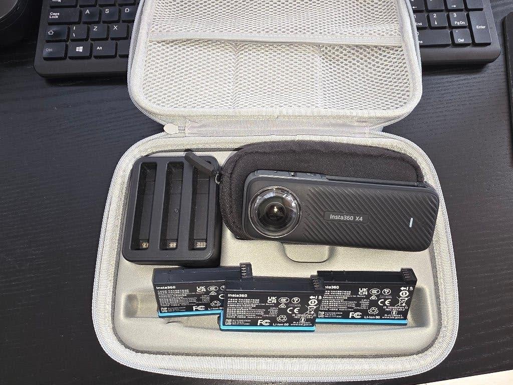 Insta360 X4 met toebehoren, Ophalen of Verzenden, Gebruikt, Overige merken