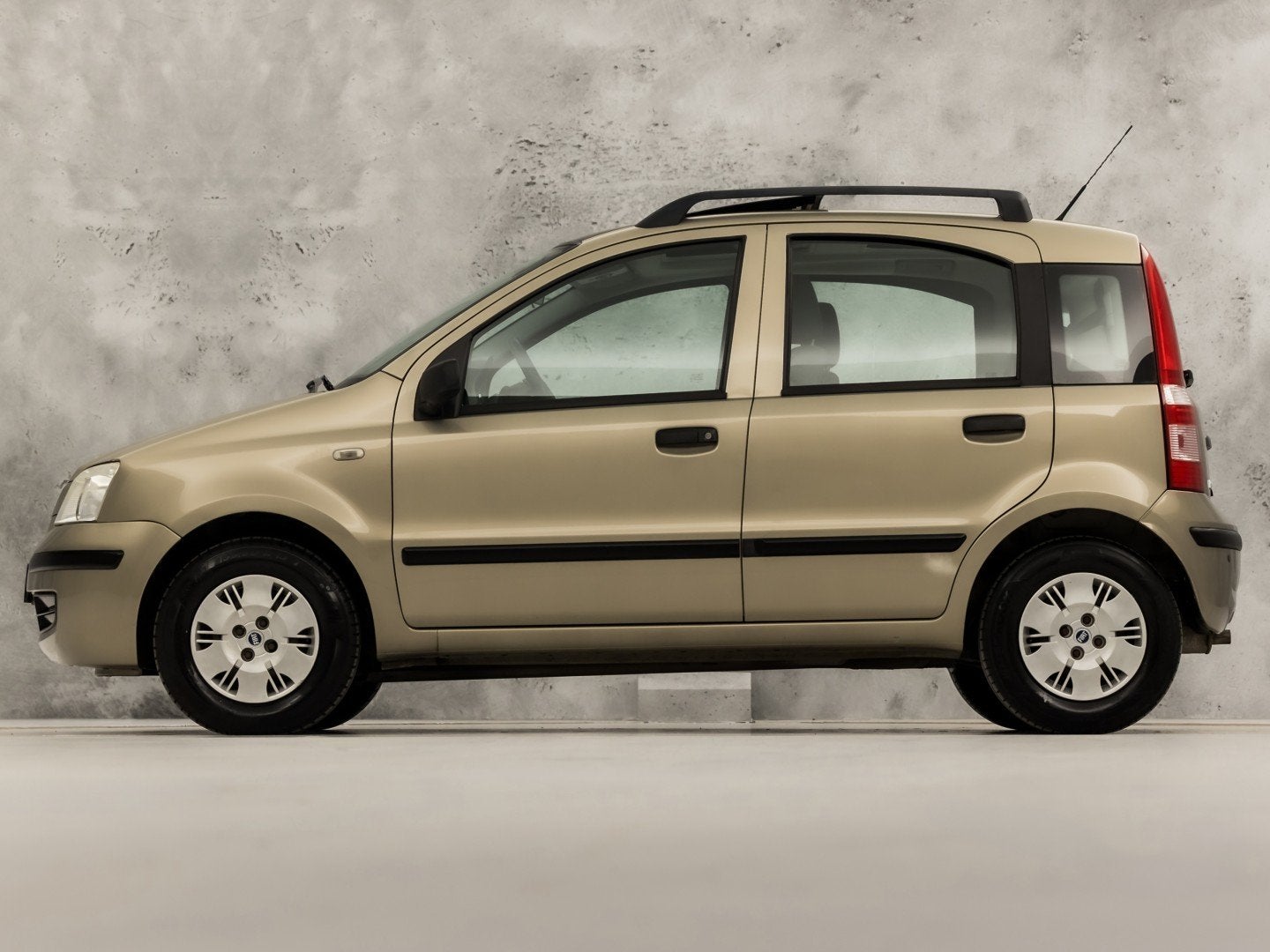 Fiat Panda 1.2 Sport (PANORAMADAK, AIRCO, RADIO, SPORTSTOELE, Auto's, Fiat, Voorwielaandrijving, 12 maanden, Stof, Gebruikt