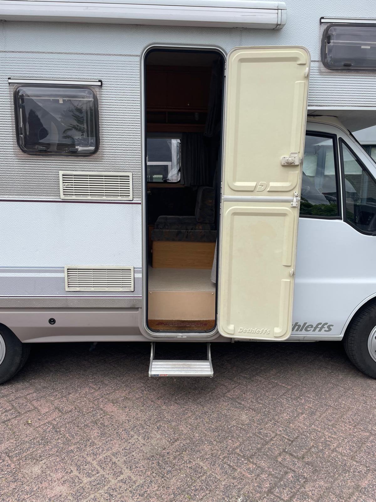 Caravans And Camping Dethleffs