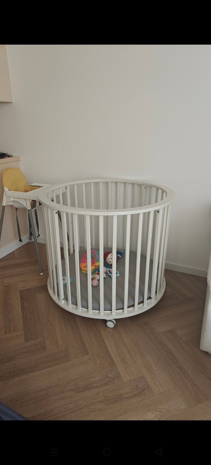Ronde box incl matras, Kinderen en Baby's, Boxen, Ophalen, Gebruikt, Rond, Wieltjes