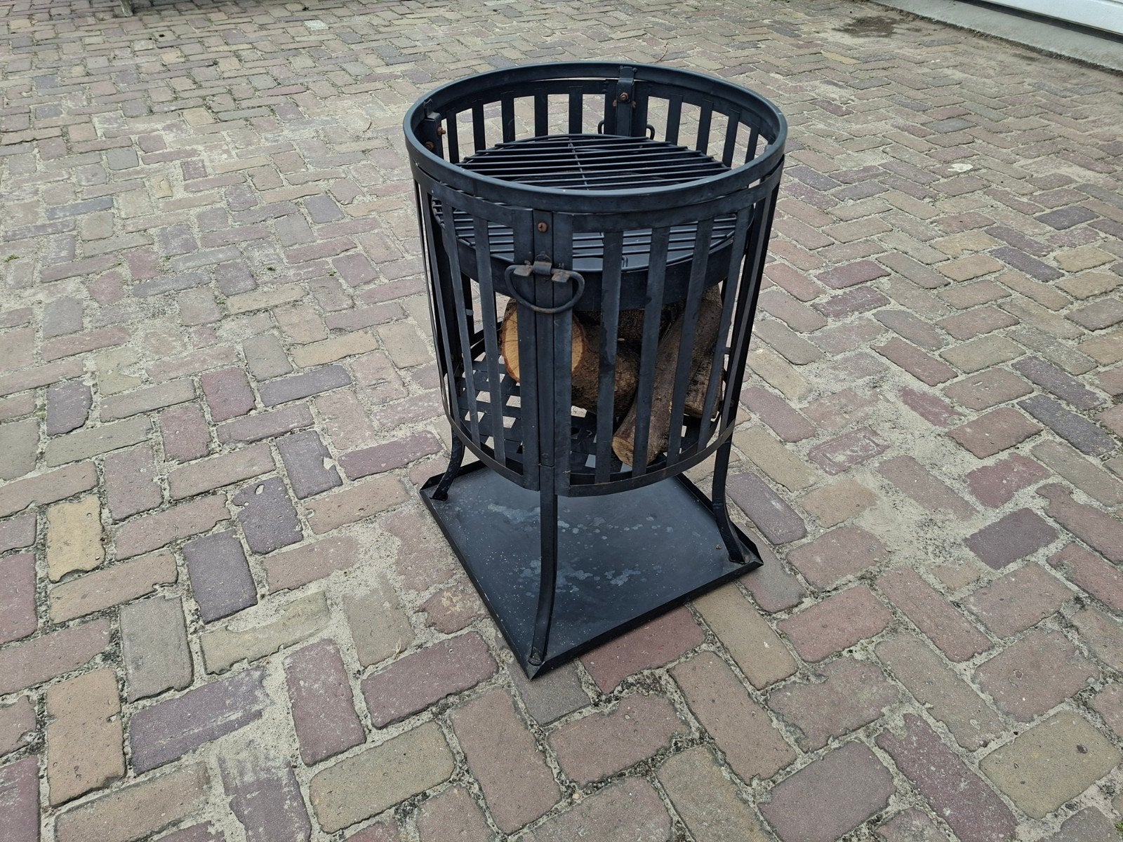 Vuurkorf met grillrooster, Tuin en Terras, Vuurkorven, Ophalen, Gebruikt, Vuurkorf