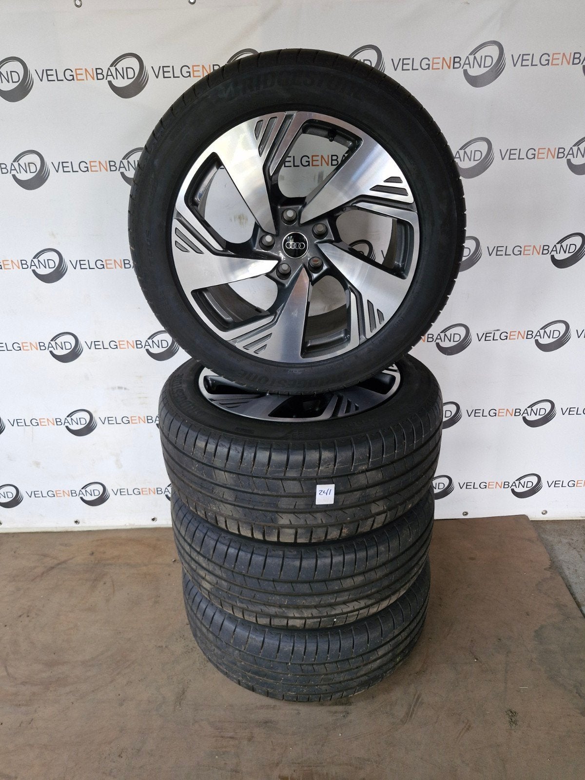 Zomerset Audi Q6 demo 255 50 285 45 20 5x130 66.5 zomerband, Audi, Gebruikt, 285 mm, .
