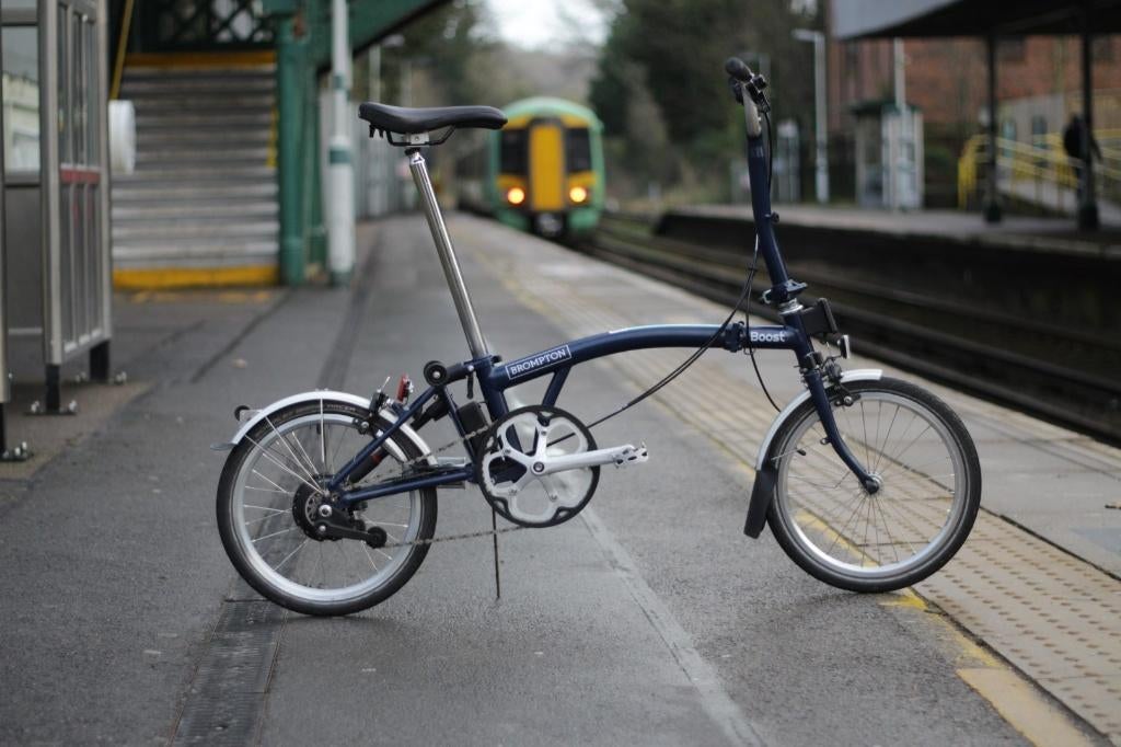 Gevraagd vouwfiets bv. Brompton, Fietsen en Brommers, Fietsen | Vouwfietsen, Ophalen of Verzenden, Gebruikt, 16 tot 18 inch, Brompton