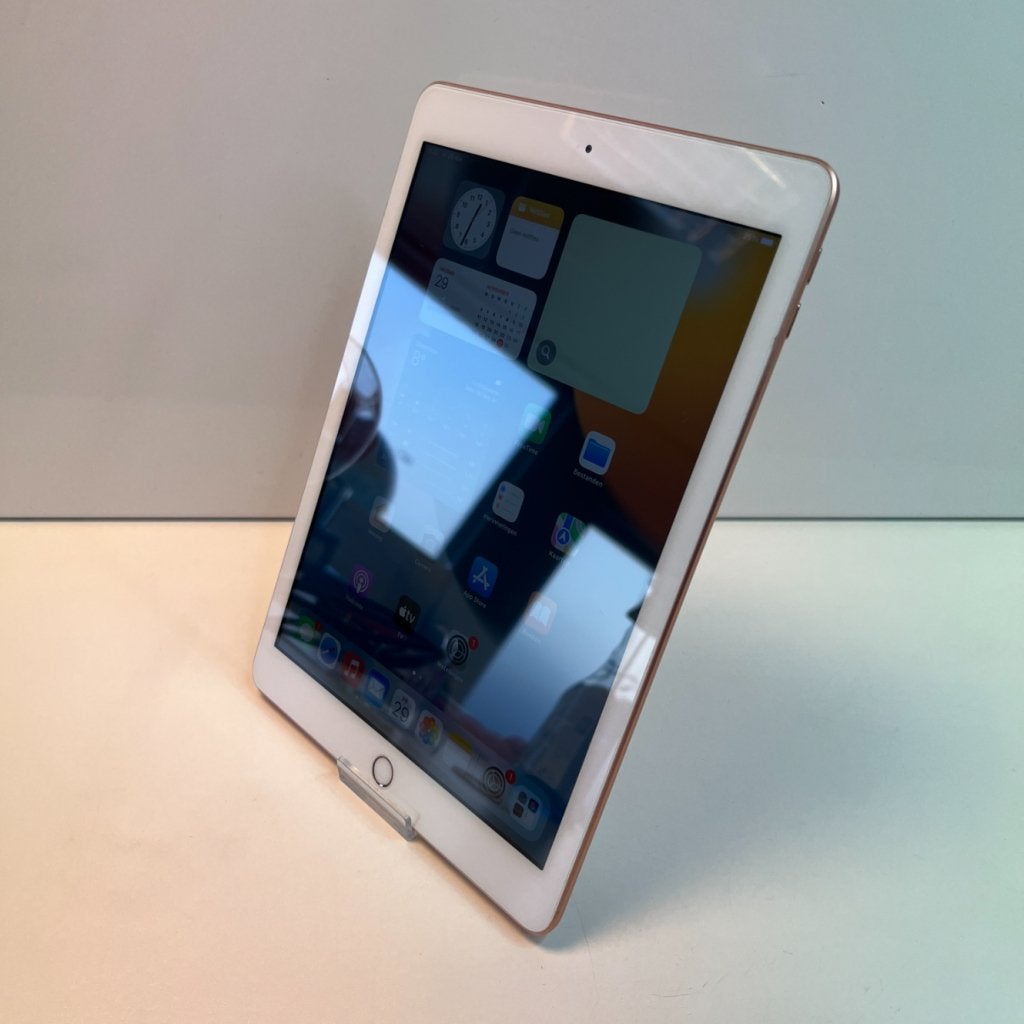 Apple iPad 6e Gen 32GB Rose | Nette staat, Computers en Software, Apple iPads, Apple, Zo goed als nieuw, Support@apple.com, One Apple Park Way
Cupertino, CA 95014
United States
