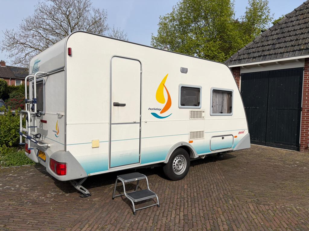 Nette Eifelland Holiday 415 TMF special 2002– Lichtgewicht, Koelkast, Treinzit, 4 tot 5 meter, Tot en met 4
