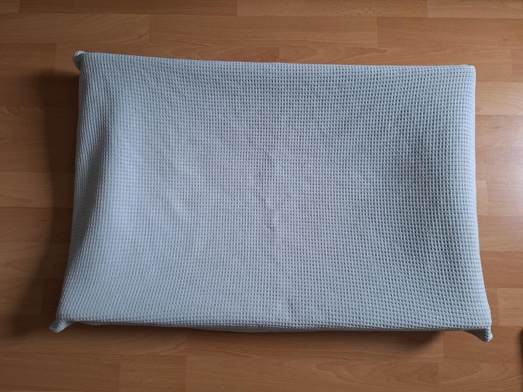 Aankleedkussen met 2 hoezen, Kinderen en Baby's, Ophalen of Verzenden, Zo goed als nieuw, Aankleedkussen, Hema