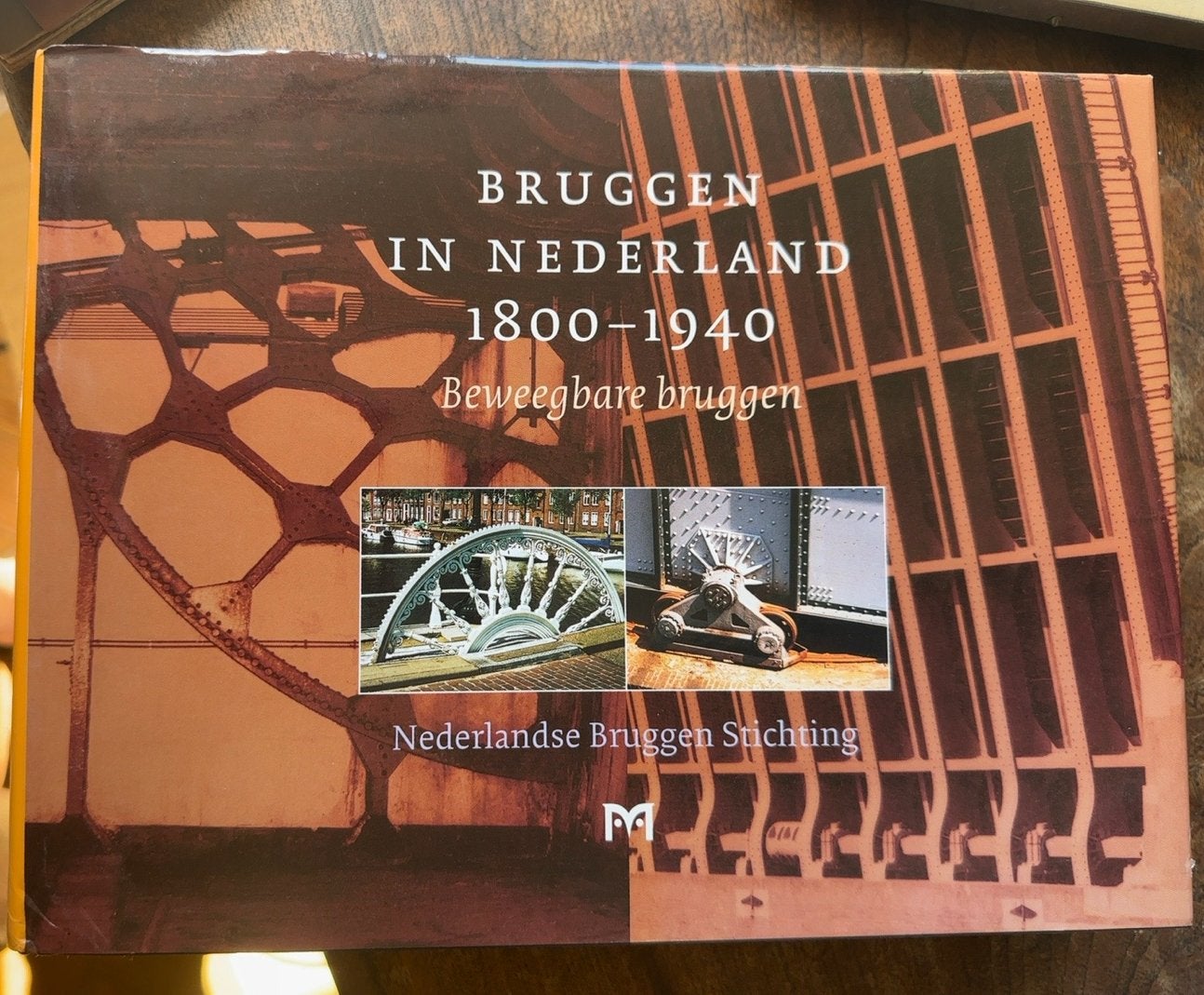 Bruggen in Nederland 1800-1940: Deel 2 & 3 (Matrijs), Ophalen of Verzenden, Gelezen, Architectuur algemeen