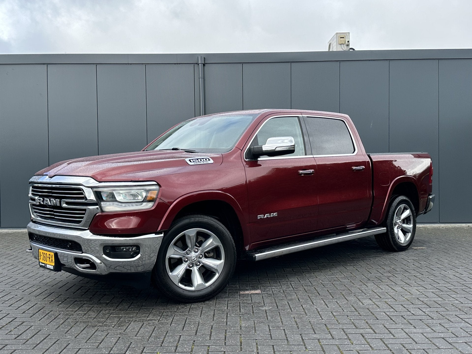 Dodge Ram 1500 5.7 V8 LARAMIE / LPG / TREKHAAK 3.5T / ADAPTI, Automaat, 2637 kg, Gebruikt, 5654 cc