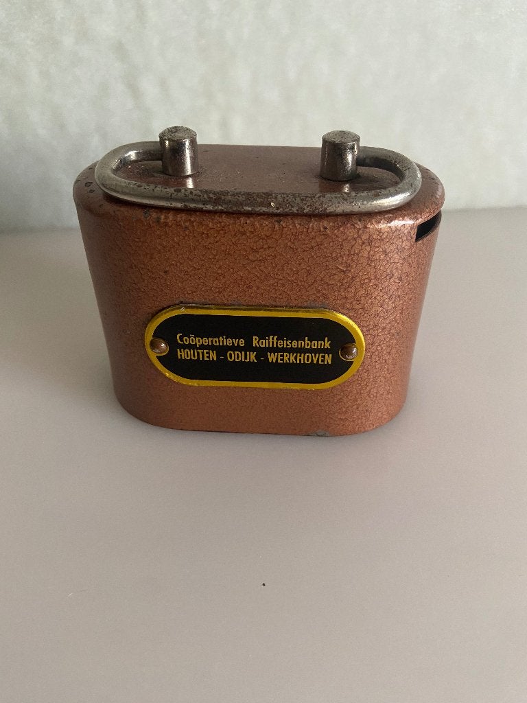 Vintage Metalen spaarpot jaren 70 Raffeisenbank, Ophalen of Verzenden, Gebruikt, Metaal of Blik