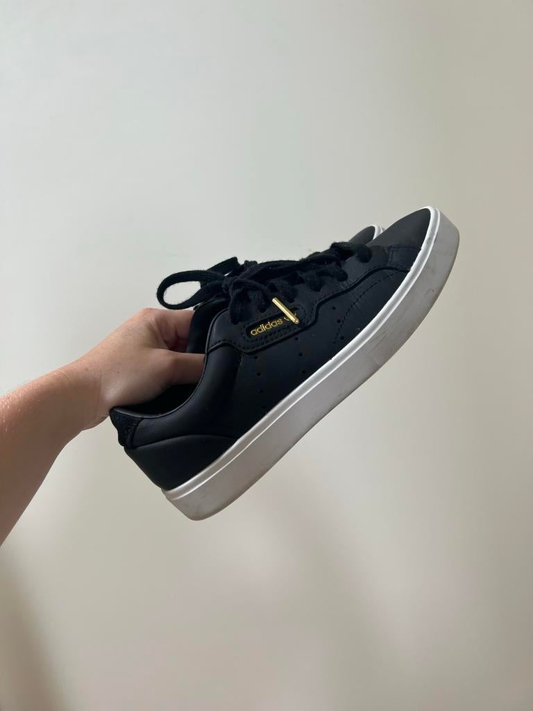 Adidas Sleek Sneakers Zwart Maat 36 2/3, Zwart, Ophalen of Verzenden, Sneakers of Gympen, Zo goed als nieuw