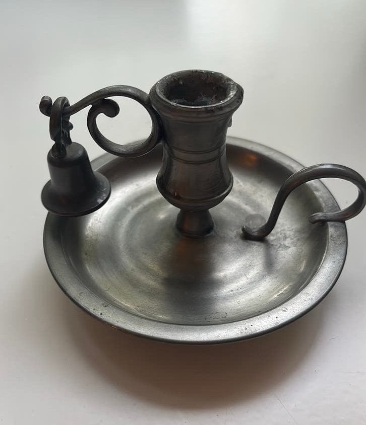Kandelaar met kaarsdover tin, Antiek en Kunst, Antiek | Tin, Ophalen of Verzenden