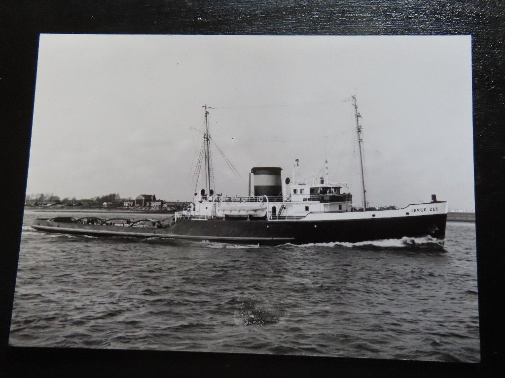 foto "Ierse zee ex Zwarte zee" Smit & co, Verzamelen, Scheepvaart, Ophalen of Verzenden, Gebruikt, Motorboot, Kaart, Foto of Prent