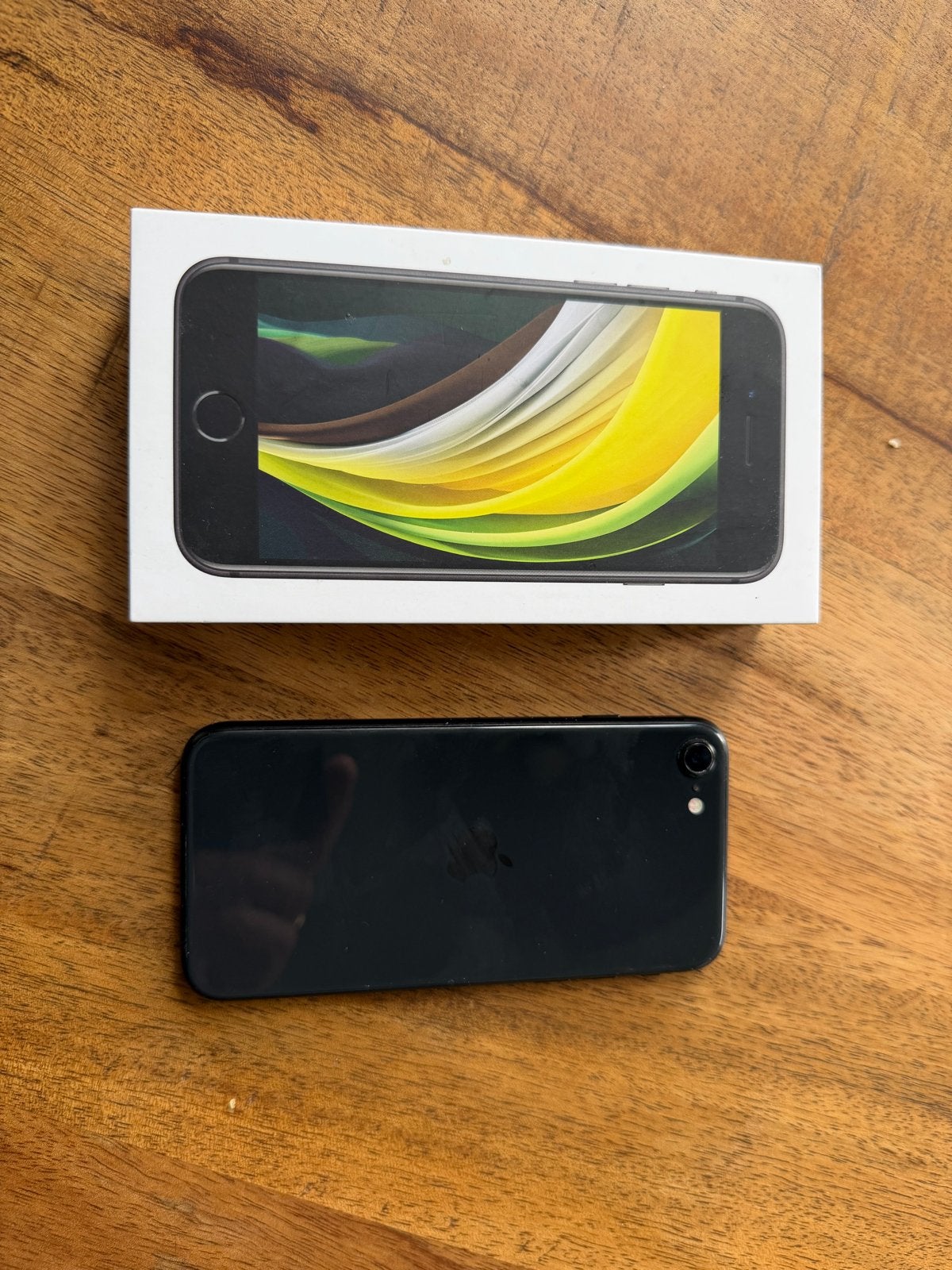 iPhone SE (2020) 64GB Zwart - Zo goed als nieuw, Telecommunicatie, Mobiele telefoons | Apple iPhone, 80 %, Gebruikt, Zwart, Ophalen of Verzenden