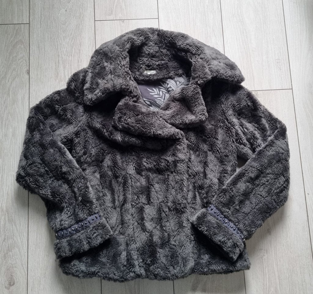 Leuke grijze winterjas van Dept, Kleding | Dames, Ophalen of Verzenden, Zo goed als nieuw, Maat 36 (S), Grijs