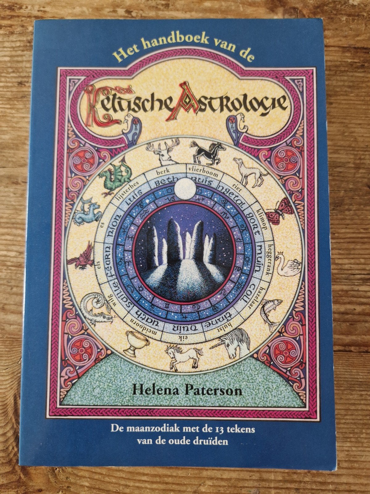 H. Paterson - Het handboek van de Keltische astrologie, Achtergrond en Informatie, Astrologie, Ophalen of Verzenden, H. Paterson