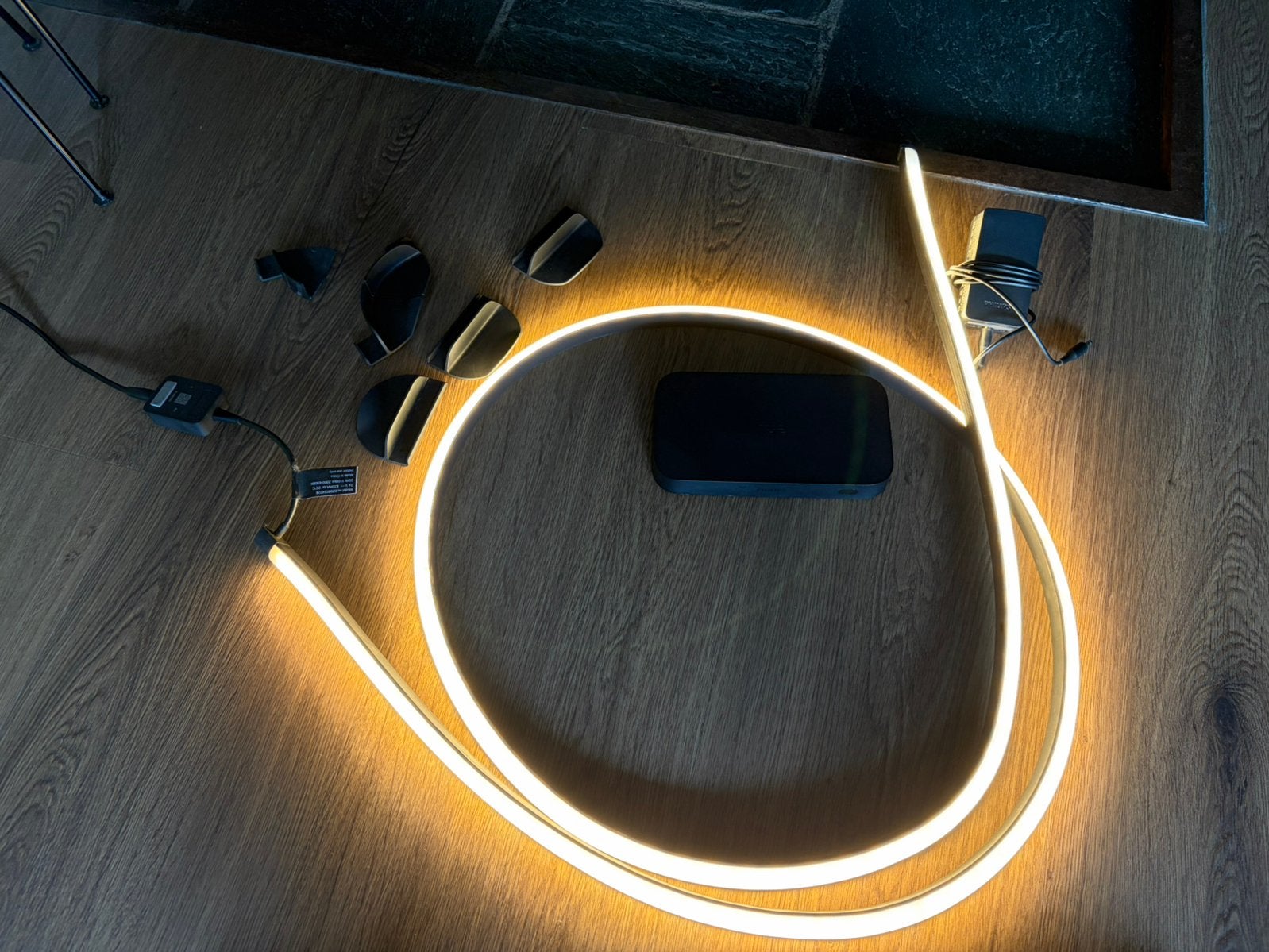 Philips Hue Sync Box 4K + Hue Play Gradient Lightstrip 65”, Kunststof, Verzenden, Meerkleurig, Dimbaar