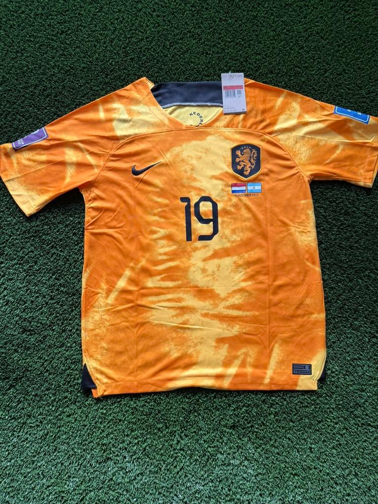 Shirt L - Wout Weghorst - Nederlands Elftal, Sport en Fitness, Voetbal, Ophalen, Nieuw, Shirt