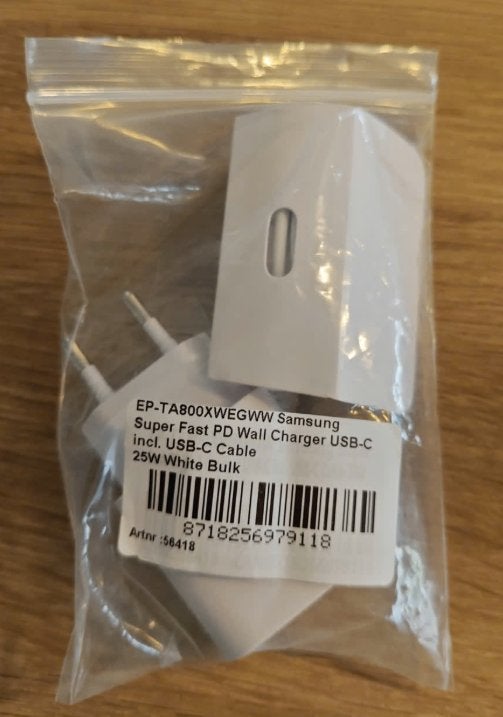 Nieuwe originele Samsung supersnellader usb-c + kabel, Telecommunicatie, Nieuw, Ophalen of Verzenden, Snellader, Universeel