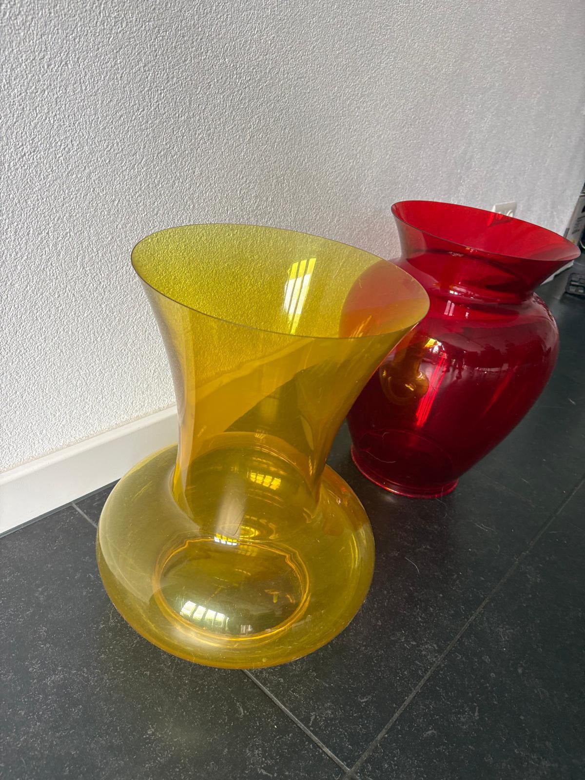 La Bohème vazen (Kartell), Ophalen, Gebruikt, Rood, Kunststof
